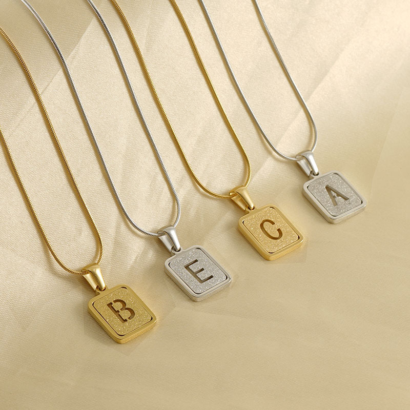 3pcs/ Bag High Quality Chains  - Initial Letter Necklace 18K Gold 评论和价格