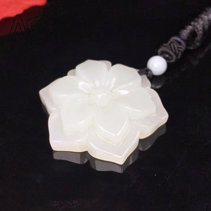 Natural Chinese White Jade Pen - Necklaces 评论和价格